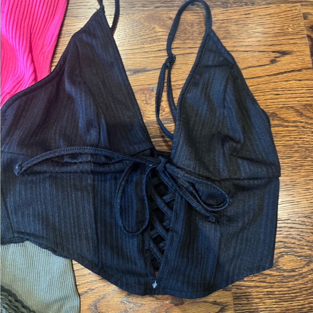 Stylish Women's Tank Top Collection - Picture 7 of 16